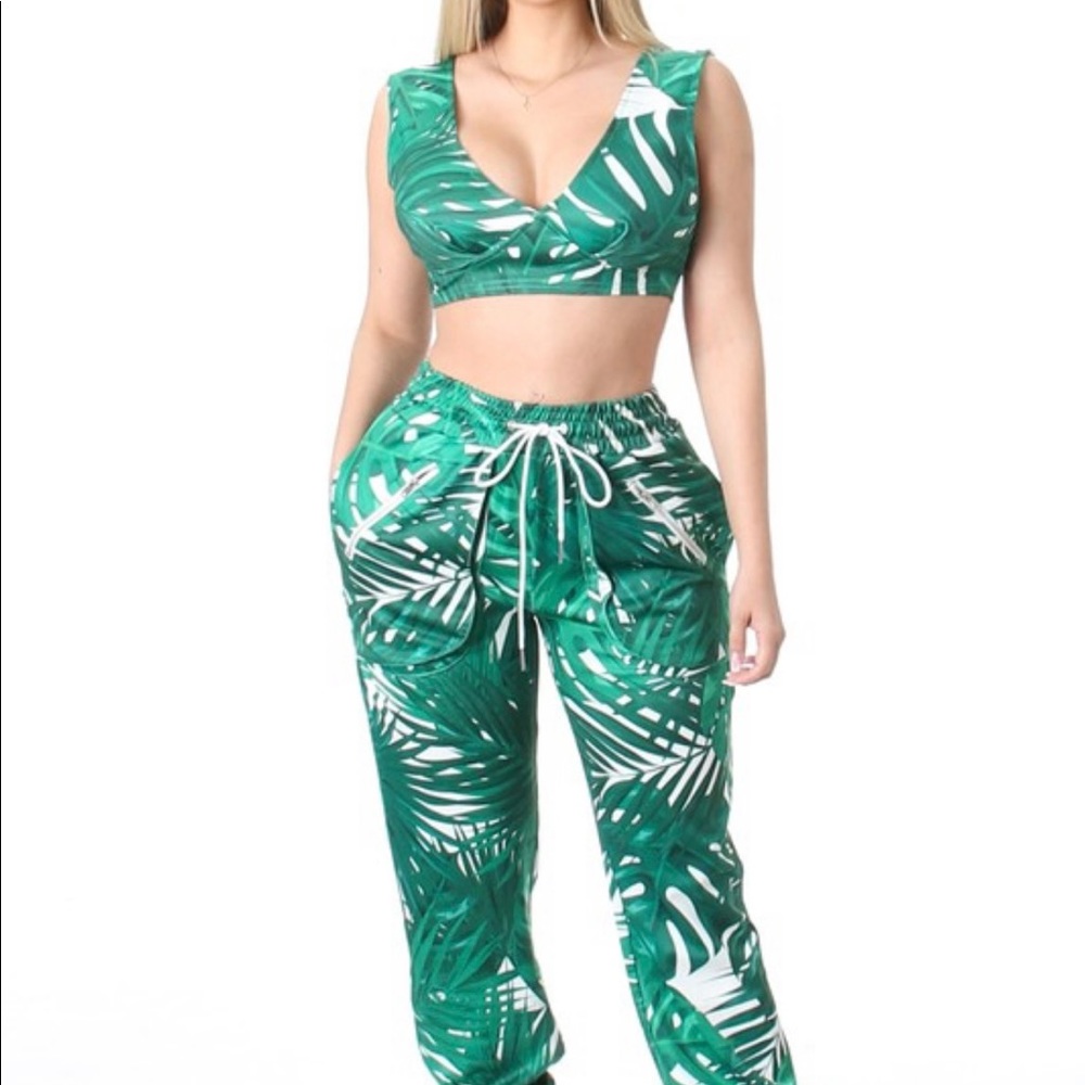 Zaya two pieces set
